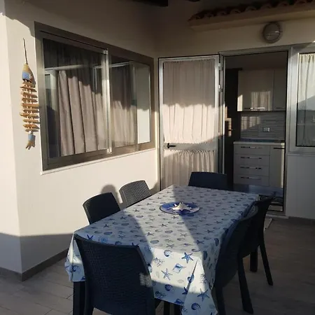 In Paese A Poca Distanza Dal Mare Apartment *