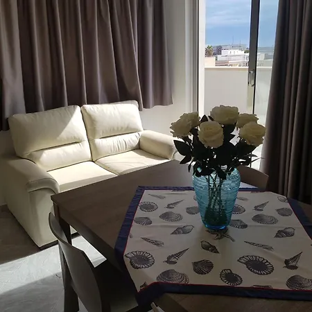 Apartment In Paese A Poca Distanza Dal Mare Lampedusa